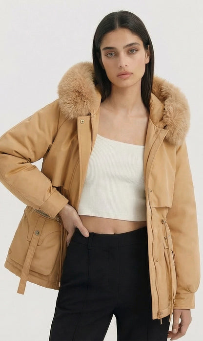 Kleur: beige