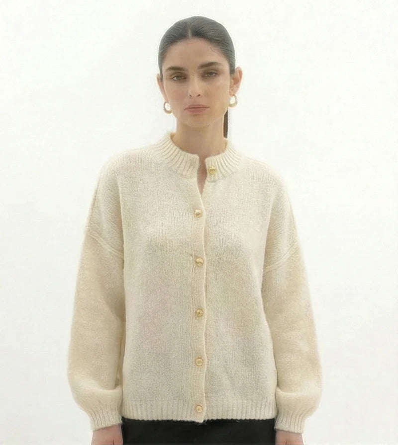 Lina gebreide cardigan sweater met gouden knopen