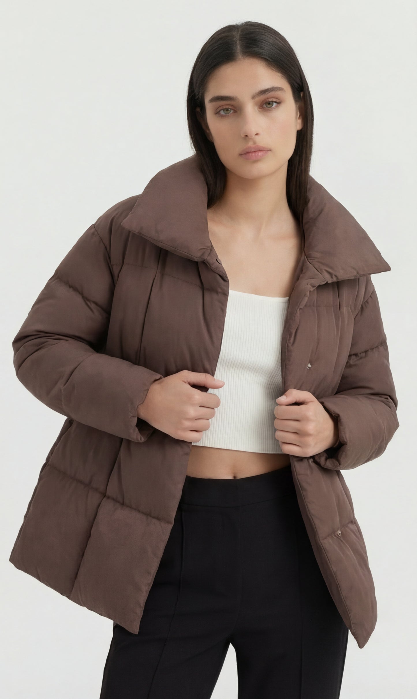 Kleur: donker bruin