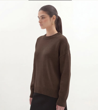 kleur: donker bruin