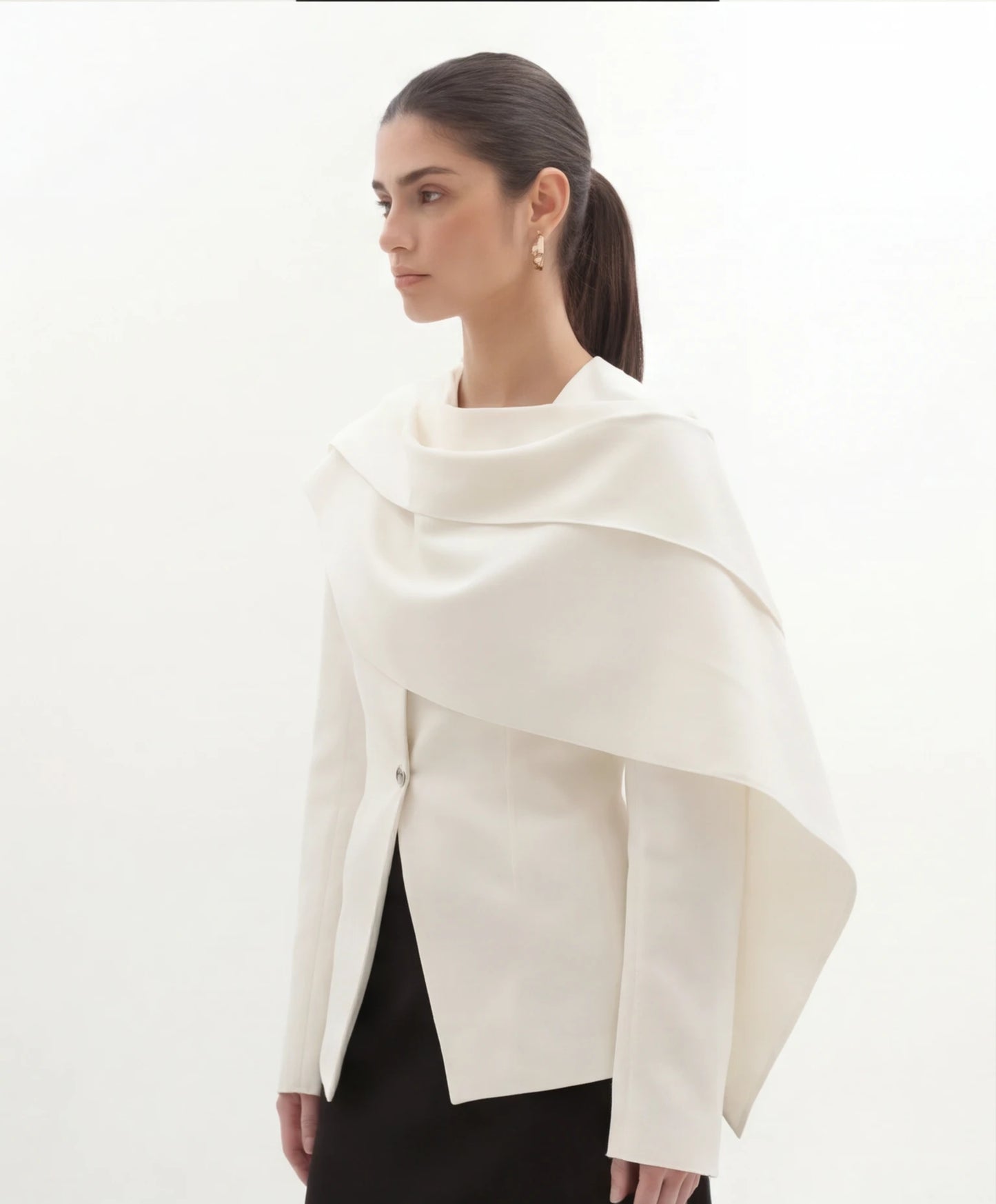 Cape Blazer & Wide Leg Broekenset in Wit