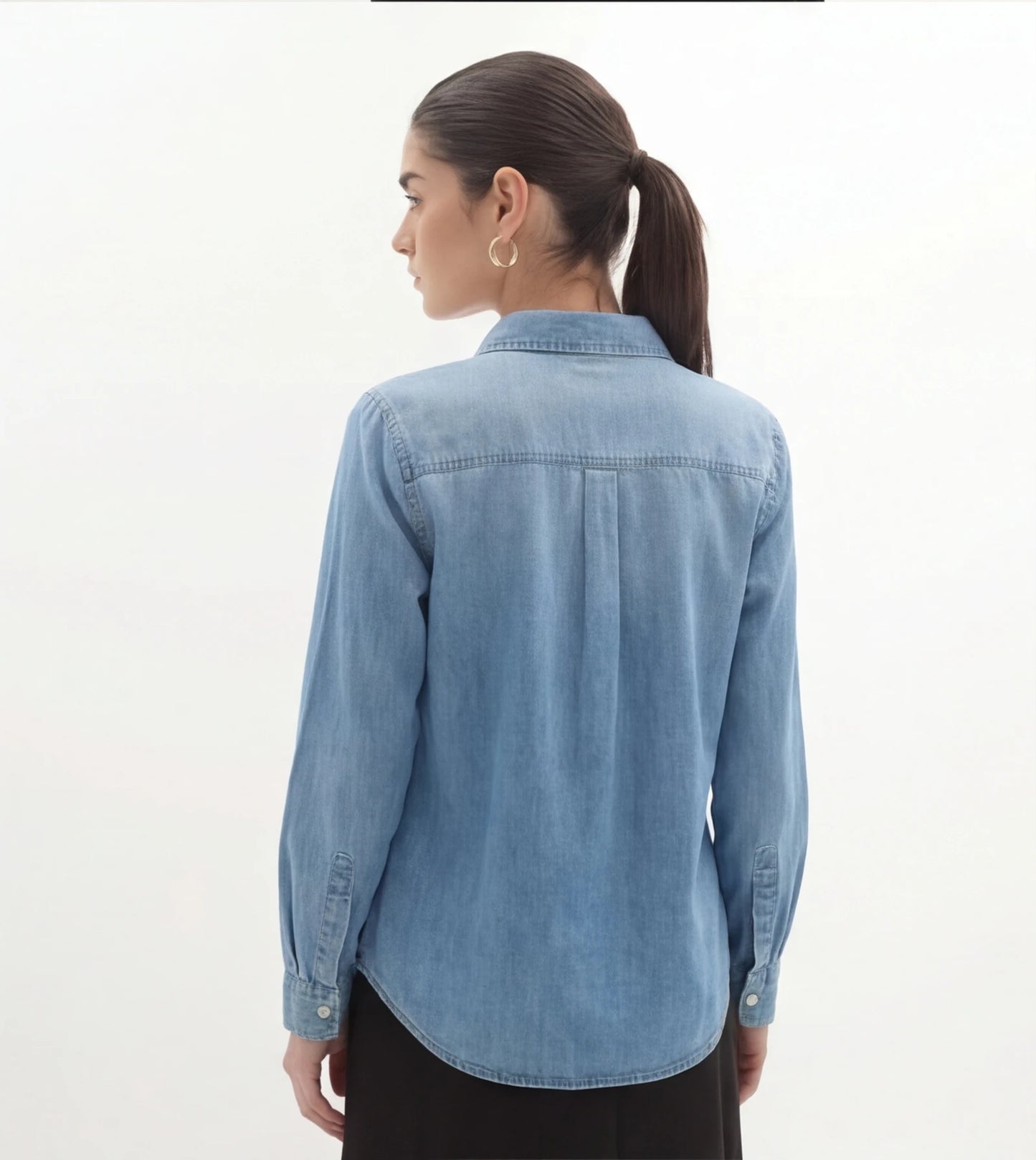 Kleur: donker blauw