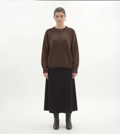 kleur: donker bruin