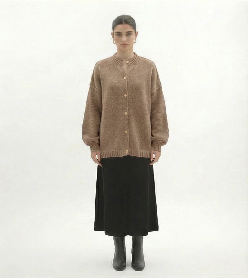 Lina gebreide cardigan sweater met gouden knopen