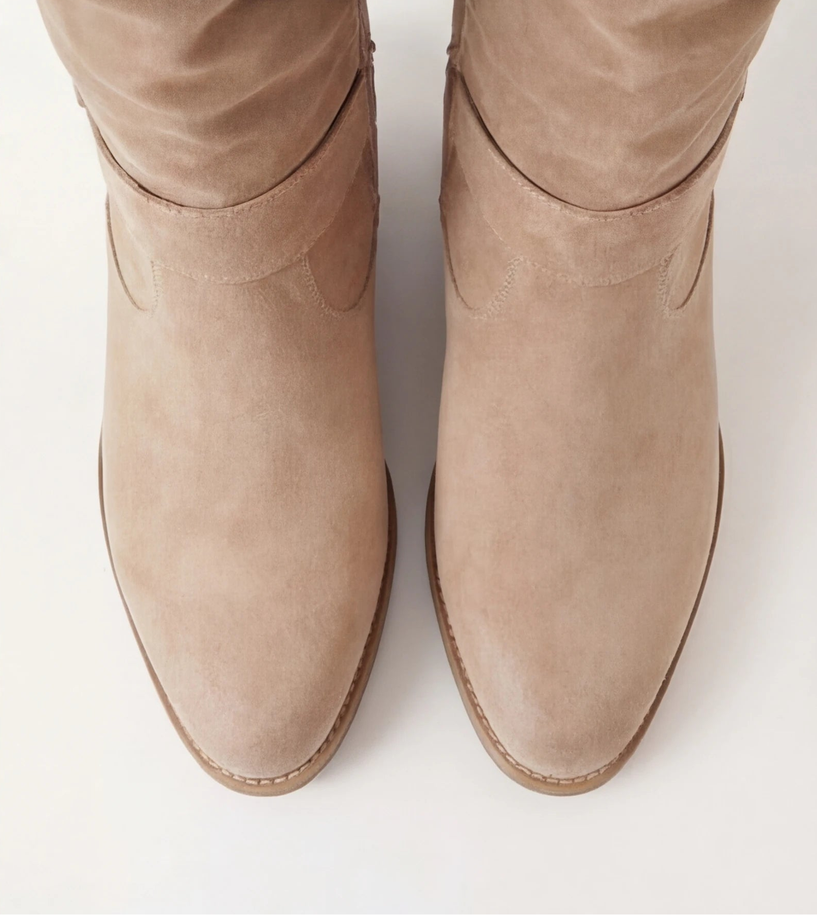 Kleur: Beige