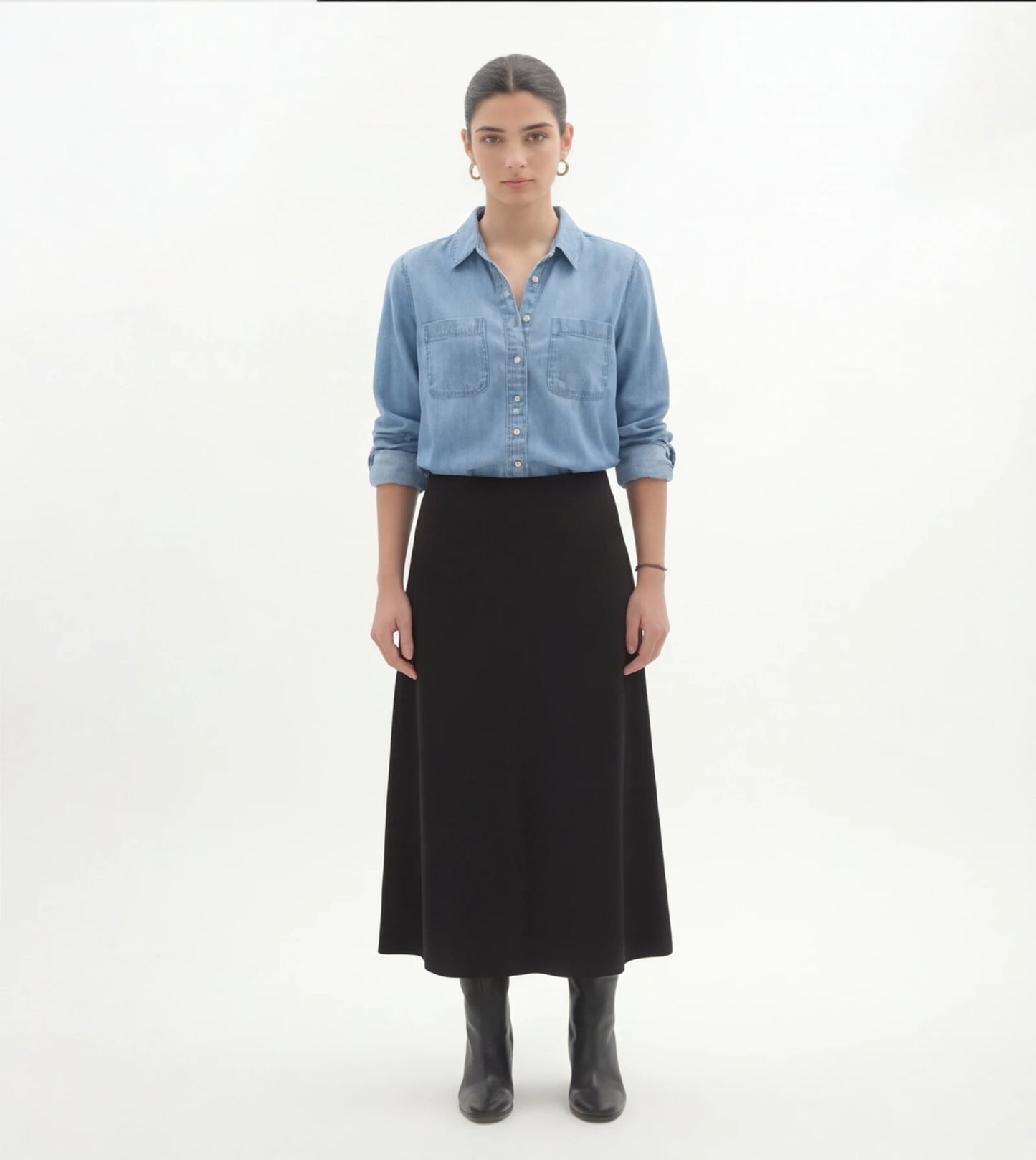 Kleur: donker blauw