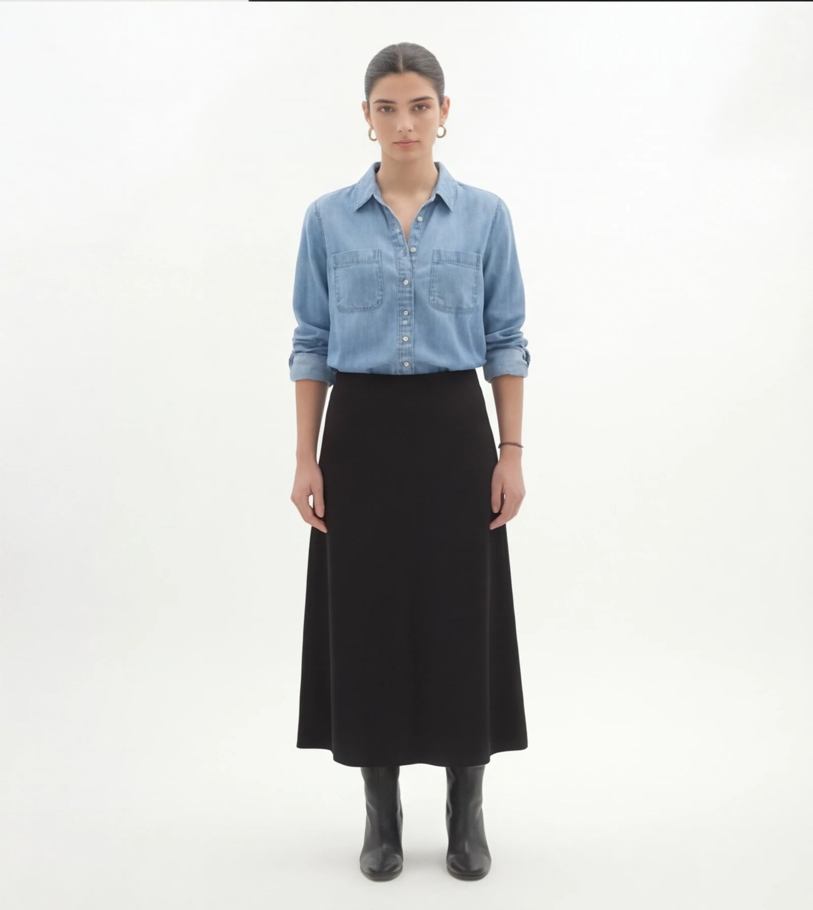 Kleur: donker blauw