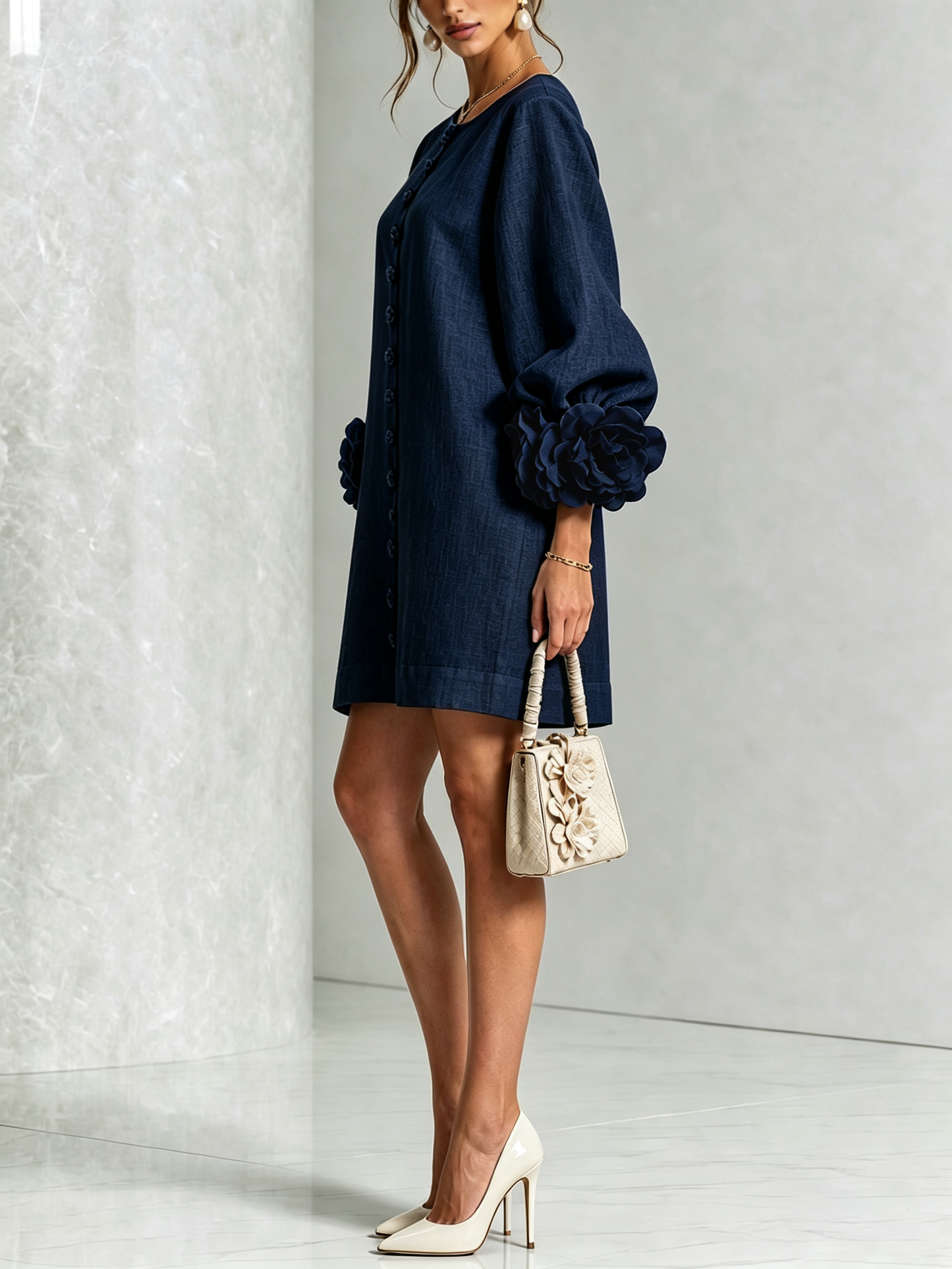 Adara™ | Elegante Mini Jurk met Bloemenknopen