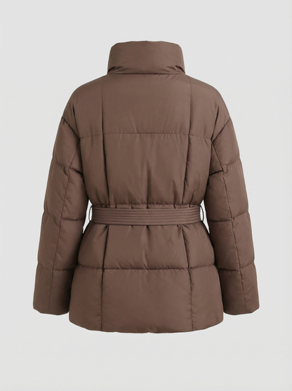 Kleur: donker bruin