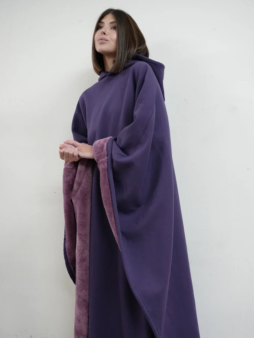 Winter Embrace Cloak Hoodie Elivra